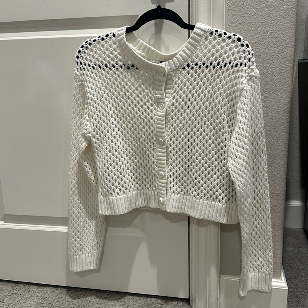 Knit sweater white
